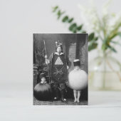 奇妙なヴィンテージビクトリアン衣装パーティーはがき ポストカード (スタンド正面)