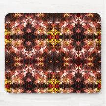 奇妙な形状を生成する赤い三角形の繰り返し