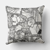 奇妙な灰色がかった質感 クッション (裏面)