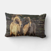 奇妙な砂漠のビッグホーン羊のラムとエウズ ランバークッション (裏面)