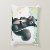 「奇妙な黒いリスの枕 – インスパイア自然-W アクセントクッション (裏面(縦))