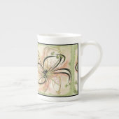 奇花 ボーンチャイナマグカップ (右)