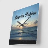 奇跡が起こる スクエア壁時計 (傾斜)