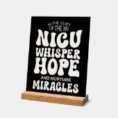 奇跡を育む希望をささやく アクリルサイン (傾斜)