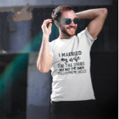 女おもしろいの結婚した顔は女房だ Tシャツ