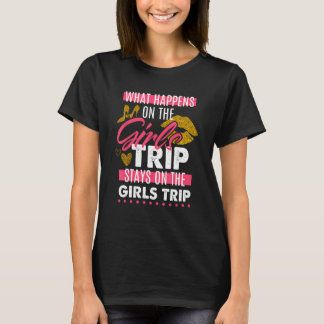 女おもしろい子旅行で起こること Tシャツ