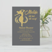 女おもしろい性金ゴールド中生まだ暑い50誕生日 招待状 (スタンド正面)