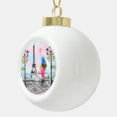 女かわいらしとピンクのハートバルーン – 私はパリが大好き セラミックボールオーナメント (右)