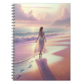 女かわいらしの離れビーチ上の足跡 ノートブック (正面)