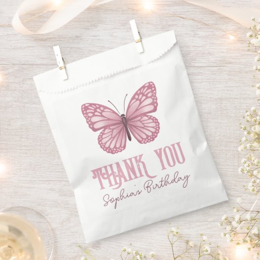 女の子かわいいピンクバタフライ子供の誕生日ありがとう フェイバーバッグ (クリップ留めされた状態)