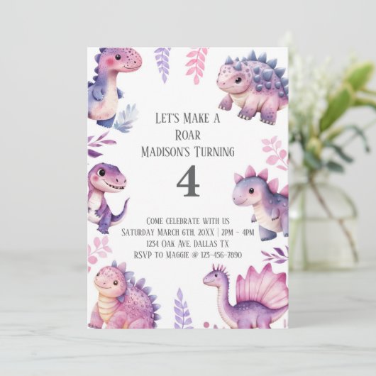 女の子かわいい恐竜をテーマにした誕生日パーティー 招待状 (スタンド正面)