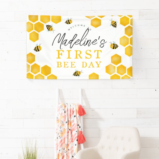 女の子かわいい最初の蜂の日1st誕生日へようこそ 横断幕 (インサイチュ)
