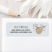 女の子かわいい眠りナマケモノモダンの赤ちゃんシャワー ラベル (インサイチュ)