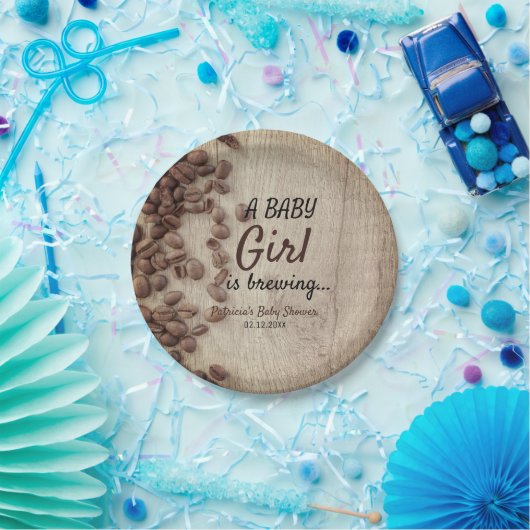 女の子がコーヒーのベビーシ素朴ャワーを浴びている ペーパープレート (パーティー)