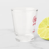 女の子がマイルドにピンクとチェリー レッドのブライズメイドパーティー ショットグラス (左)