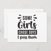 女の子が男の子を追って泳いで渡す ポストカード (正面/裏面)