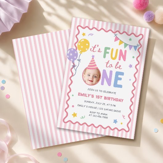 女の子が1歳になって楽しい ピンクのかわいい1歳の誕生日 招待状