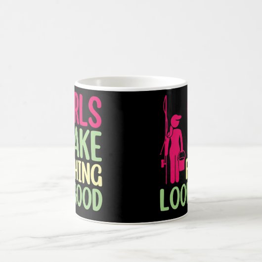 女の子たちが魚釣りを立派な魚釣り娘に コーヒーマグカップ (中央)