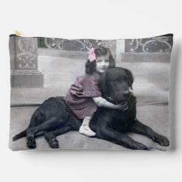 女の子と彼女の犬 アクセサリーポーチ