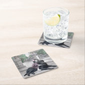 女の子と彼女の犬 スクエアペーパーコースター (インサイチュ)