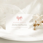 女の子のおむつラッフルピンクボウコケットベビーシャワー エンクロージャーカード