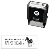 女の子のかわいいこの本はゼブラサファリの名前に属している セルフインキングスタンプ (インサイチュ)