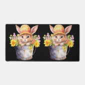 女の子のためのウサギのグラフィックフローラ春時間 デスクマット (正面)