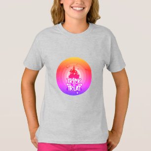 女の子のためのハロウィーンの衣装のトリックまたは治療 Tシャツ