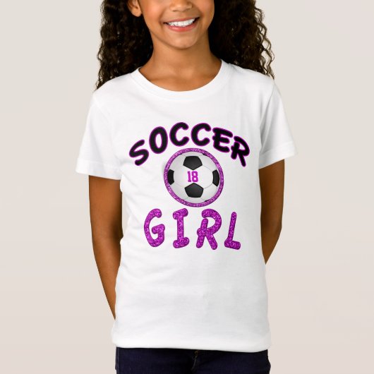 女の子のためのパーソナライズでかわいいサッカーのTシャツ Tシャツ (正面)