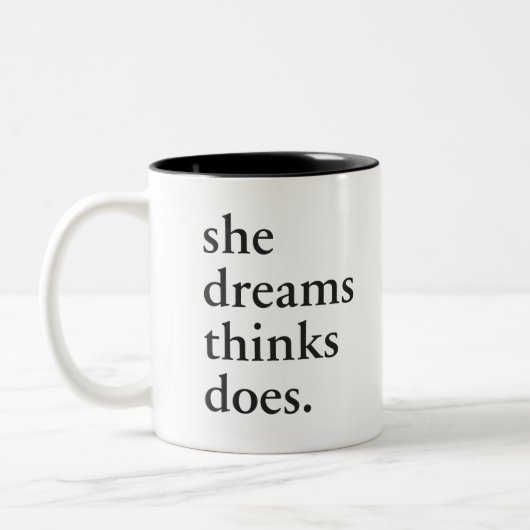 、-女の子のための感動的なギフト夢を見て下さい、考えて下さい ツートーンマグカップ (左)