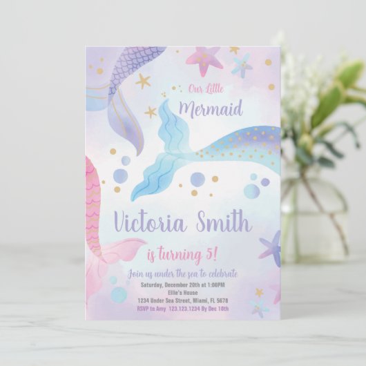 女の子のための海のパーティーカードの下で編集可能 招待状 (スタンド正面)