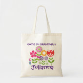女の子のための祖母のバッグへパーソナライズな行くこと トートバッグ (正面)