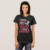 女の子のように撃つ アーチェリー エンパワーメント 女性の原型 Tシャツ (正面フル)