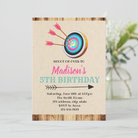 女の子のアーチェリーの誕生日の招待 招待状 (スタンド正面)