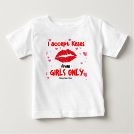 女の子のキスだけ受け付ける - 幼児用Tシャツ ベビーTシャツ