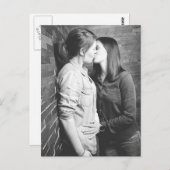 女の子のキス白黒の写真 ポストカード (正面/裏面)