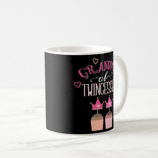 女の子のコーヒー・マグのTwincessesの対のギフトの祖母 コーヒーマグカップ (正面右)