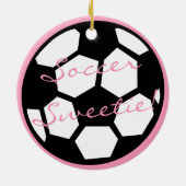 女の子のサッカーの選手の名前およびジャージー数 セラミックオーナメント (裏面)