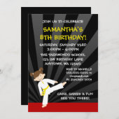 女の子のテコンドーの空手の黄色ベルトの誕生日 招待状 (正面/裏面)