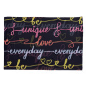 女の子のハート、言葉のシームレスなパターン。 枕カバー (裏面)