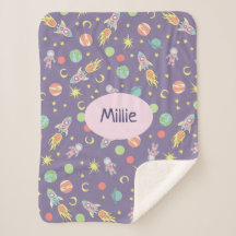 女の子のピンクのロケット船の宇宙パターンと名前