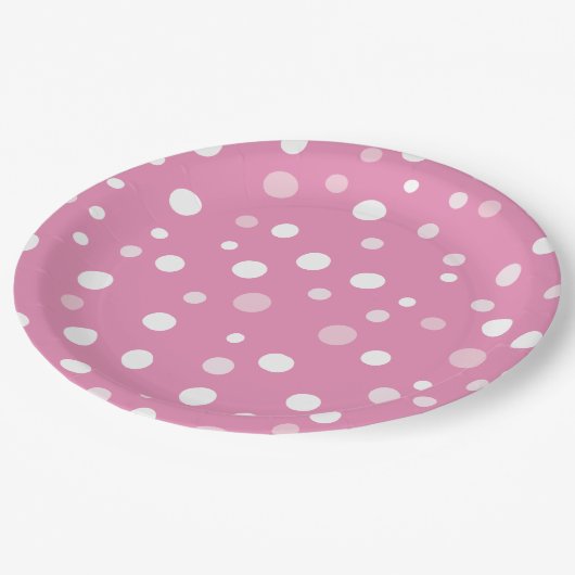 女の子のベビーそれが寒い外の9"紙プレート ペーパープレート (アングル)