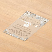 女の子のベビー外で寒い赤ちゃんシャワー アクリル招待状 (レイダウン)