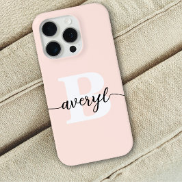 女の子のモノグラム ブラッシュ ピンク スクリプト モノグラム名前 iPhone 15 PROケース