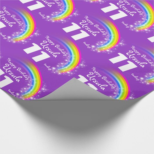 女の子の一流の年齢の虹の誕生日のパターン（の模様が）あるな覆い ラッピングペーパー (角)