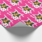 女の子の一流の年齢8はあなたの写真のピンクの星パターンを加えます ラッピングペーパー (角)
