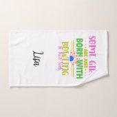 女の子の中には生まれ魂の中にボーリングを持つ者もいる ハンドタオル (ハンドタオル)