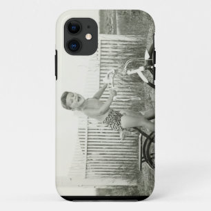 女の子の乗馬の自転車 iPhone 11 ケース