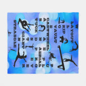女の子の体操スキルクロスワードブルー フリースブランケット (正面(横))