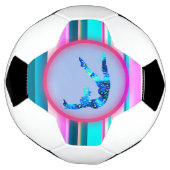 女の子の体操、パワータンブル、ハンドスプリング サッカーボール (回転)